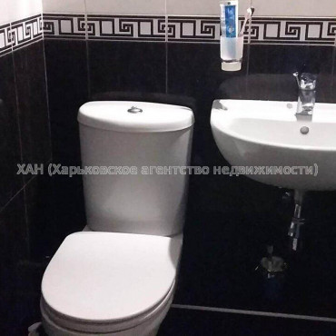 Продам квартиру, Дудинской ул. , 3  ком., 65 м², косметический ремонт 