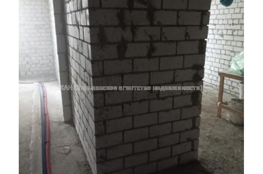 Продам квартиру, Лисаветинская ул. , 2 кім., 60 м², без внутренних работ 