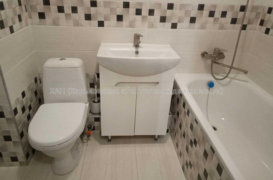 Продам квартиру, Светлая ул. , 2  ком., 44 м², евроремонт 