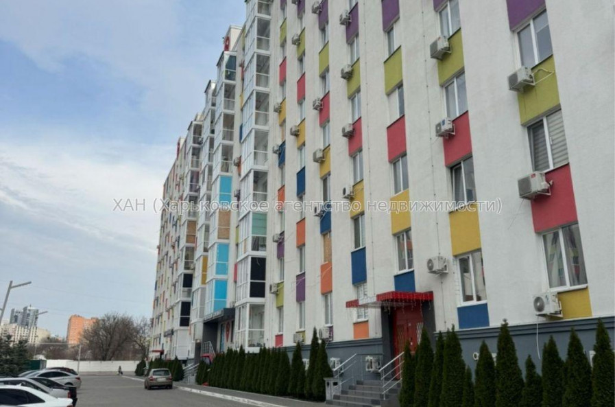 Продам квартиру, Авиахимическая ул. , 1 кім., 16.90 м², частичный ремонт 