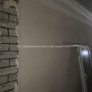 Продам квартиру, Авиахимическая ул. , 1 кім., 16.90 м², частичный ремонт 