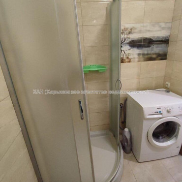 Продам квартиру, Алексеевская ул. , 1  ком., 39 м², капитальный ремонт 