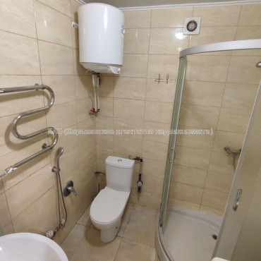 Продам квартиру, Алексеевская ул. , 1  ком., 39 м², капитальный ремонт 