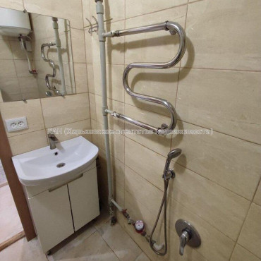 Продам квартиру, Алексеевская ул. , 1  ком., 39 м², капитальный ремонт 