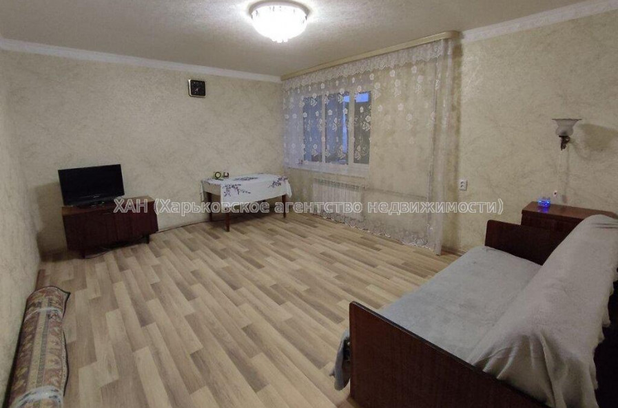 Продам квартиру, Алексеевская ул. , 1  ком., 39 м², капитальный ремонт 