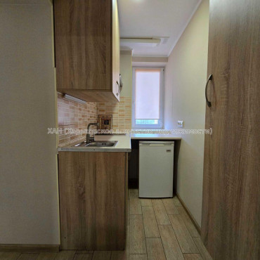 Продам квартиру, Космическая ул. , 2  ком., 31.40 м², капитальный ремонт 