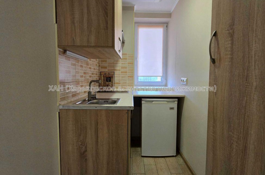 Продам квартиру, Космическая ул. , 2  ком., 31.40 м², капитальный ремонт 