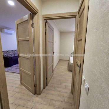 Продам квартиру, Космическая ул. , 2  ком., 31.40 м², капитальный ремонт 