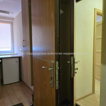 Продам квартиру, Космическая ул. , 2  ком., 31.40 м², капитальный ремонт 