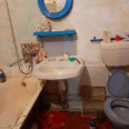 Продам квартиру, Шариковая ул. , 2 кім., 38 м², советский ремонт 