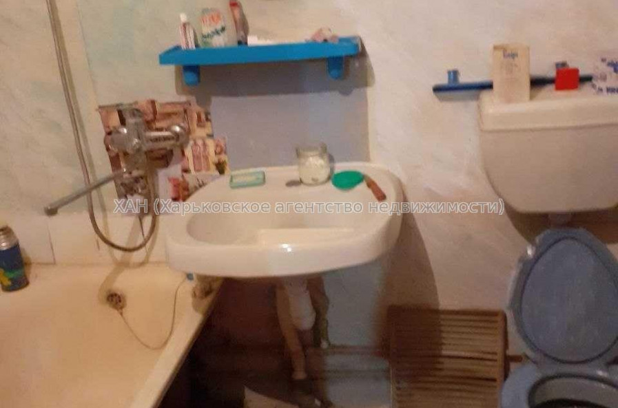 Продам квартиру, Шариковая ул. , 2 кім., 38 м², советский ремонт 