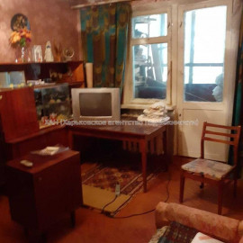 Продам квартиру, Шариковая ул. , 2 кім., 38 м², советский ремонт