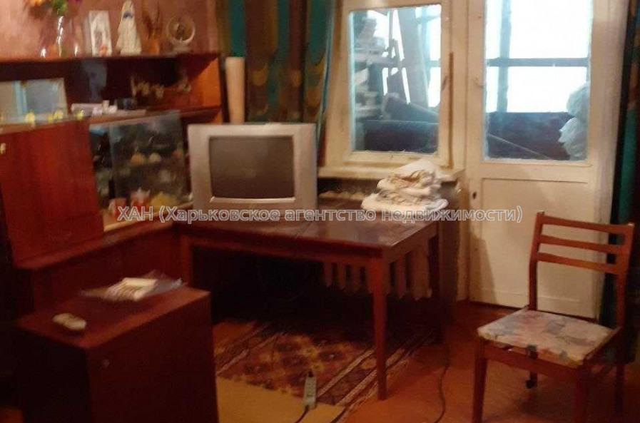 Продам квартиру, Шариковая ул. , 2 кім., 38 м², советский ремонт 