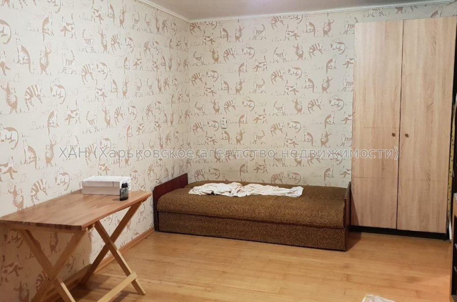 Продам квартиру, Харьковских Дивизий ул. , 1 кім., 31.50 м², косметический ремонт 