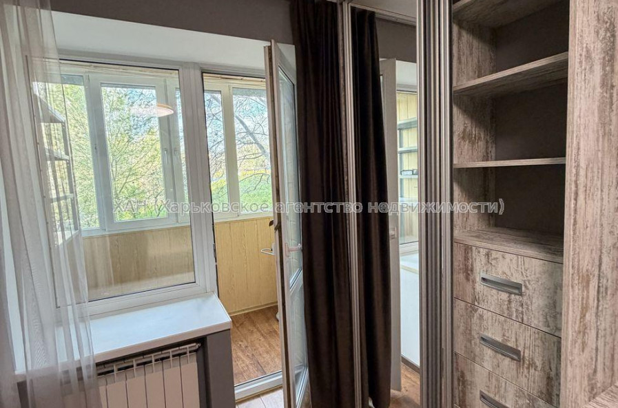 Продам квартиру, Шишковская ул. , 3 кім., 85 м², капитальный ремонт 