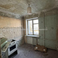 Продам квартиру, Героев Харькова просп. , 1  ком., 33 м², без ремонта 