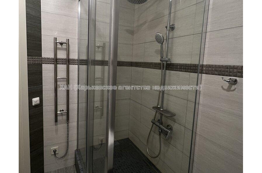 Продам квартиру, Клочковская ул. , 3  ком., 64 м², евроремонт 