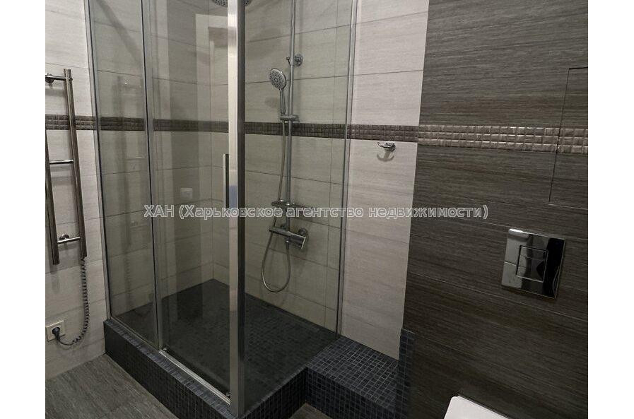 Продам квартиру, Клочковская ул. , 3  ком., 64 м², евроремонт 