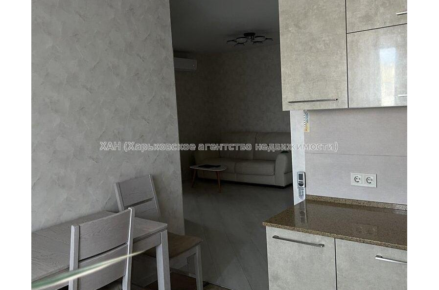 Продам квартиру, Клочковская ул. , 3  ком., 64 м², евроремонт 