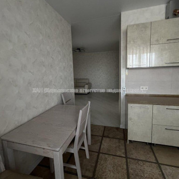 Продам квартиру, Клочковская ул. , 3  ком., 64 м², евроремонт 