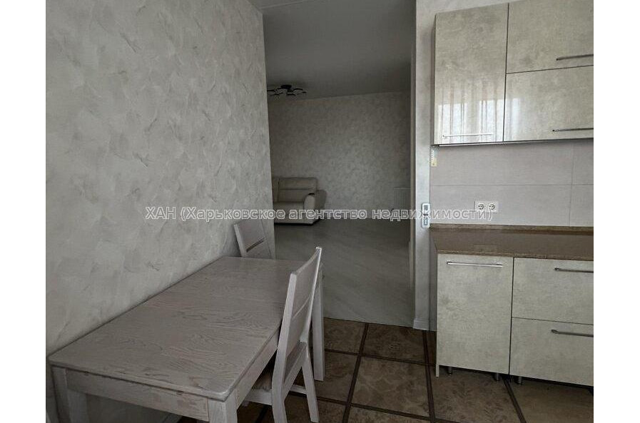 Продам квартиру, Клочковская ул. , 3  ком., 64 м², евроремонт 