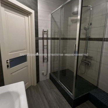 Продам квартиру, Клочковская ул. , 3  ком., 64 м², евроремонт 
