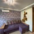 Продам квартиру, Александра Олеся ул. , 2 кім., 43.90 м², капитальный ремонт 