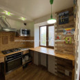Продам квартиру, Александра Олеся ул. , 2 кім., 43.90 м², капитальный ремонт 