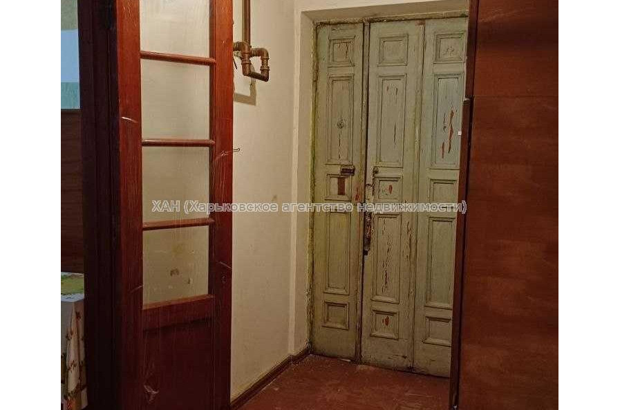 Продам квартиру, Гимназическая наб. , 2  ком., 58 м², частичный ремонт 