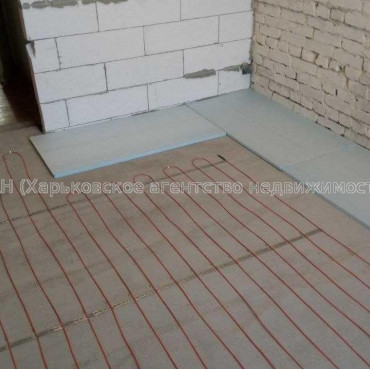 Продам квартиру, Гимназическая наб. , 2  ком., 58 м², частичный ремонт 