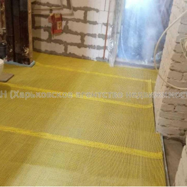 Продам квартиру, Гимназическая наб. , 2  ком., 58 м², частичный ремонт 