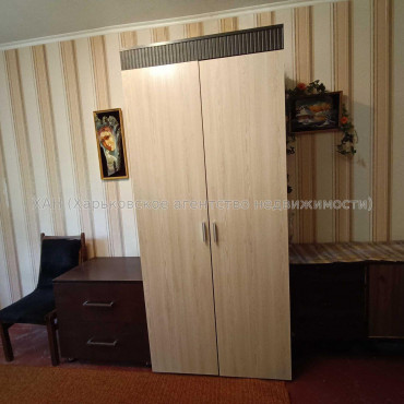 Продам квартиру, Непокоренных ул. , 1  ком., 30 м², косметический ремонт 