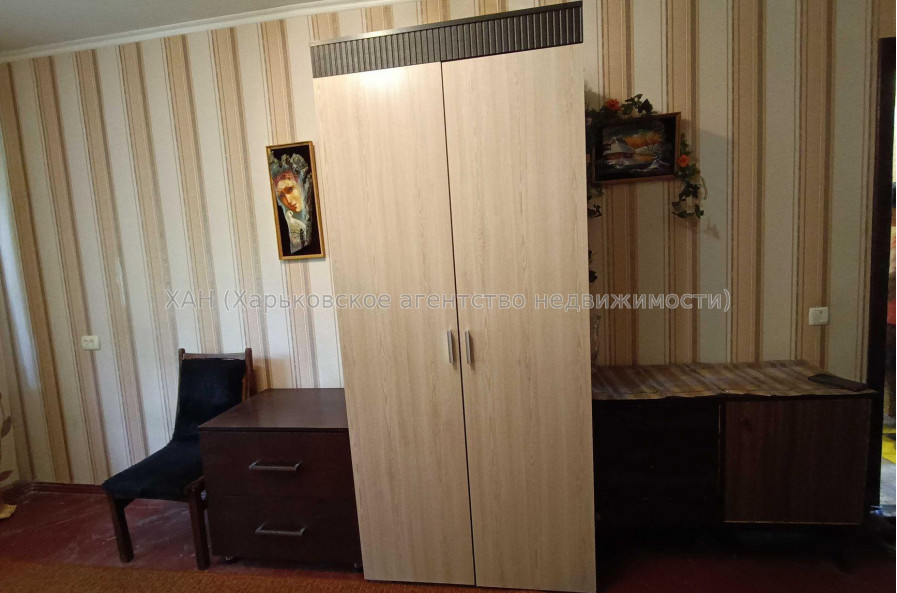 Продам квартиру, Непокоренных ул. , 1  ком., 30 м², косметический ремонт 