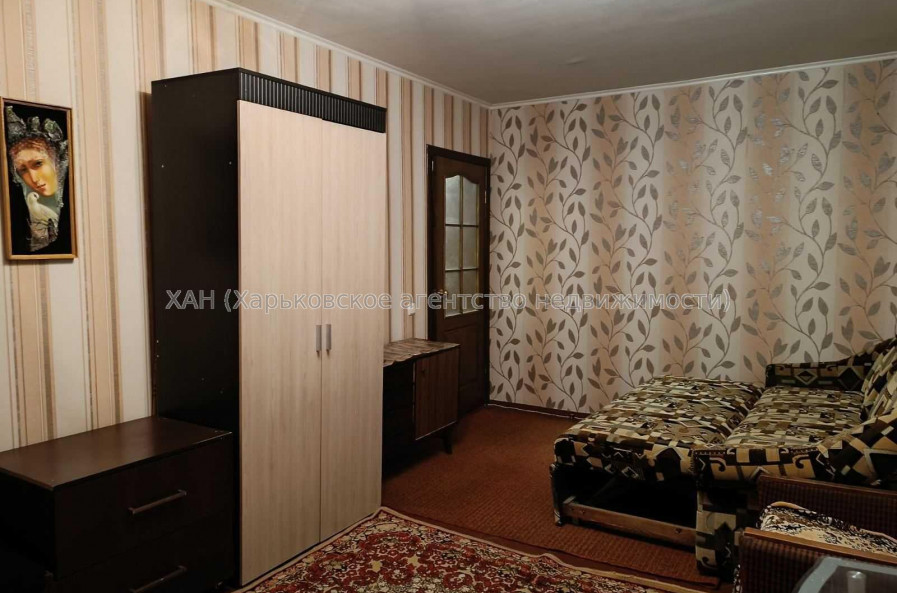 Продам квартиру, Непокоренных ул. , 1  ком., 30 м², косметический ремонт 