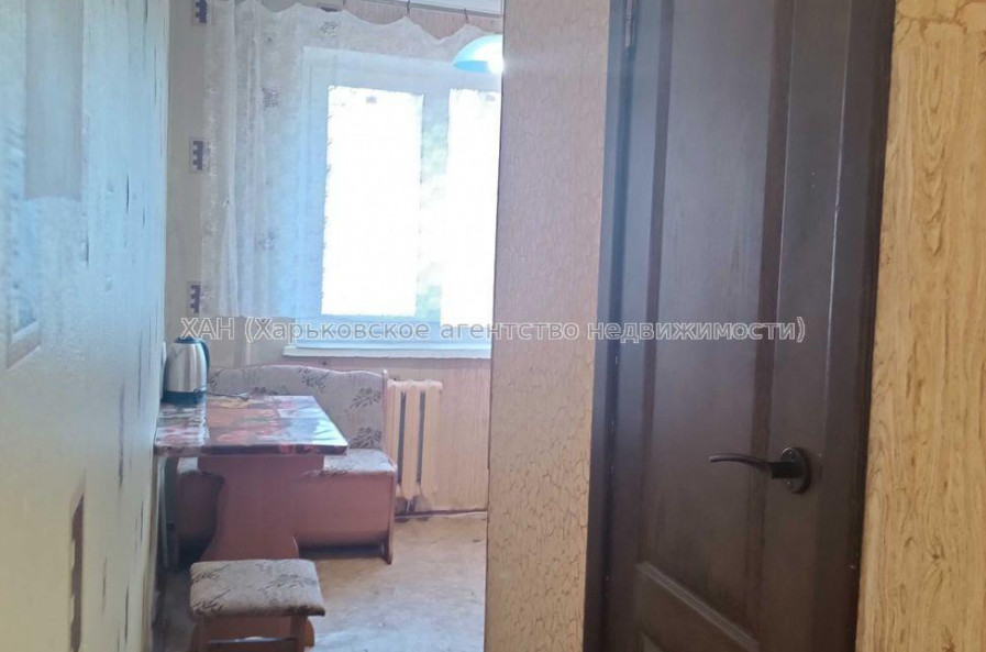 Продам квартиру, Непокоренных ул. , 1  ком., 30 м², косметический ремонт 