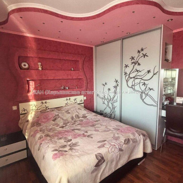 Продам квартиру, Клочковская ул. , 2  ком., 52.50 м², евроремонт 