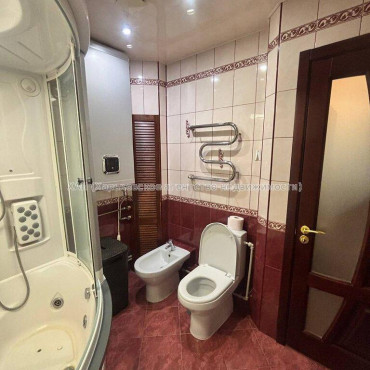 Продам квартиру, Клочковская ул. , 2  ком., 52.50 м², евроремонт 