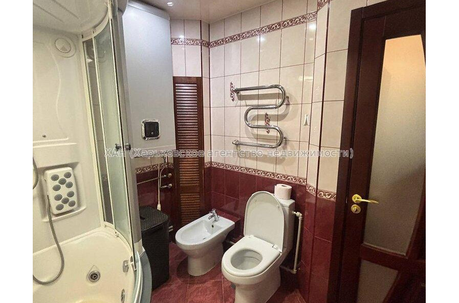 Продам квартиру, Клочковская ул. , 2  ком., 52.50 м², евроремонт 