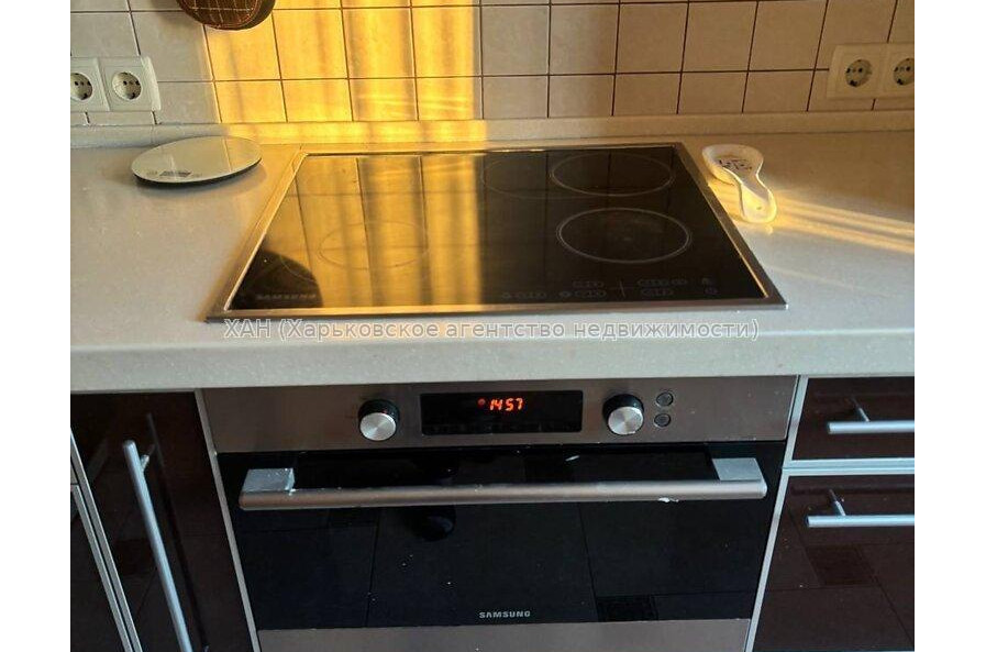 Продам квартиру, Клочковская ул. , 2  ком., 52.50 м², евроремонт 