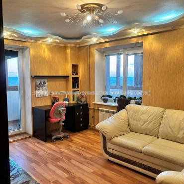 Продам квартиру, Клочковская ул. , 2  ком., 52.50 м², евроремонт 