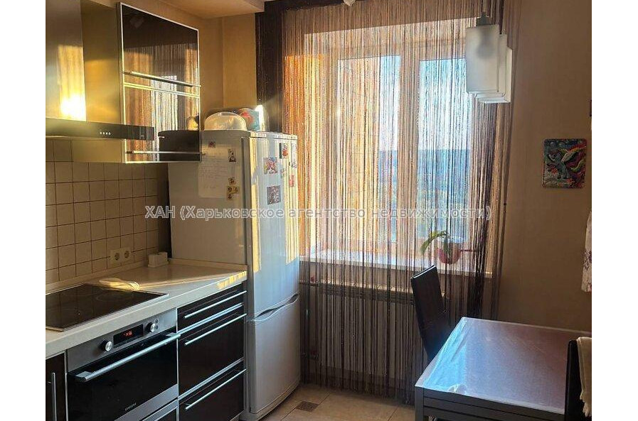 Продам квартиру, Клочковская ул. , 2  ком., 52.50 м², евроремонт 