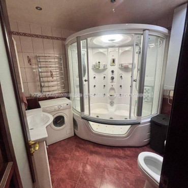 Продам квартиру, Клочковская ул. , 2  ком., 52.50 м², евроремонт 