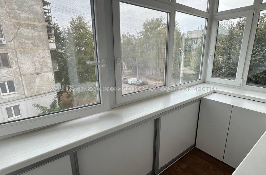 Продам квартиру, 2  ком., 46 м², капитальный ремонт 