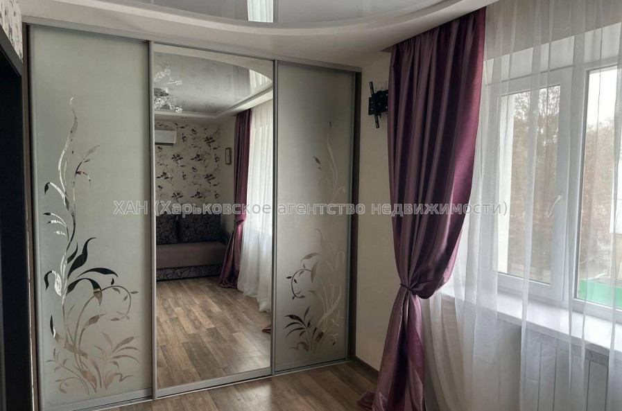 Продам квартиру, 2  ком., 46 м², капитальный ремонт 