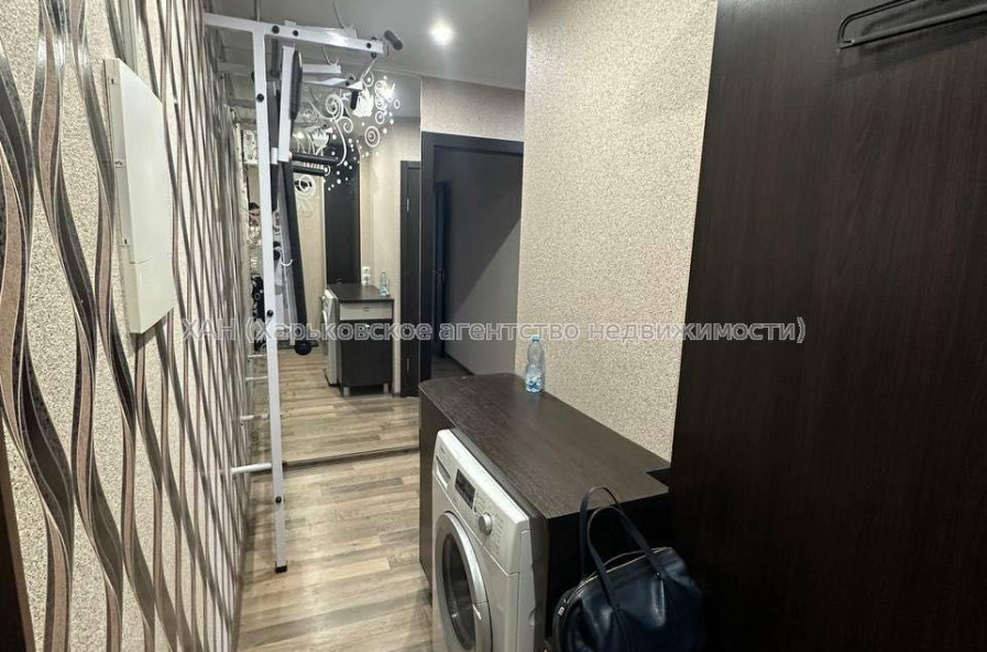 Продам квартиру, 2  ком., 46 м², капитальный ремонт 