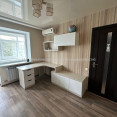 Продам квартиру, 2  ком., 46 м², капитальный ремонт 