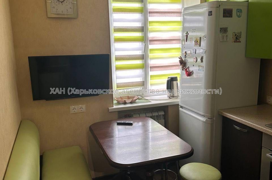 Продам квартиру, 2  ком., 46 м², капитальный ремонт 