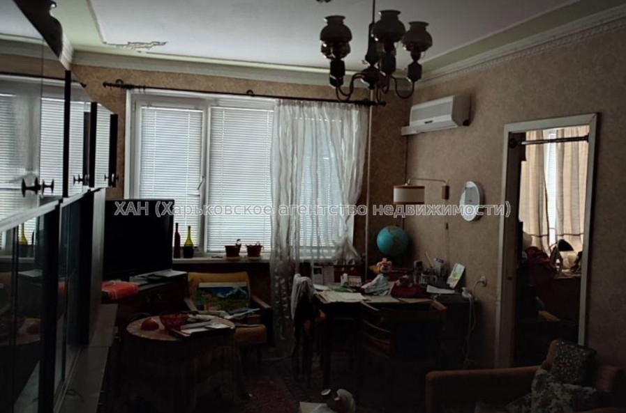 Продам квартиру, Салтовское шоссе , 4  ком., 69.40 м², советский ремонт 