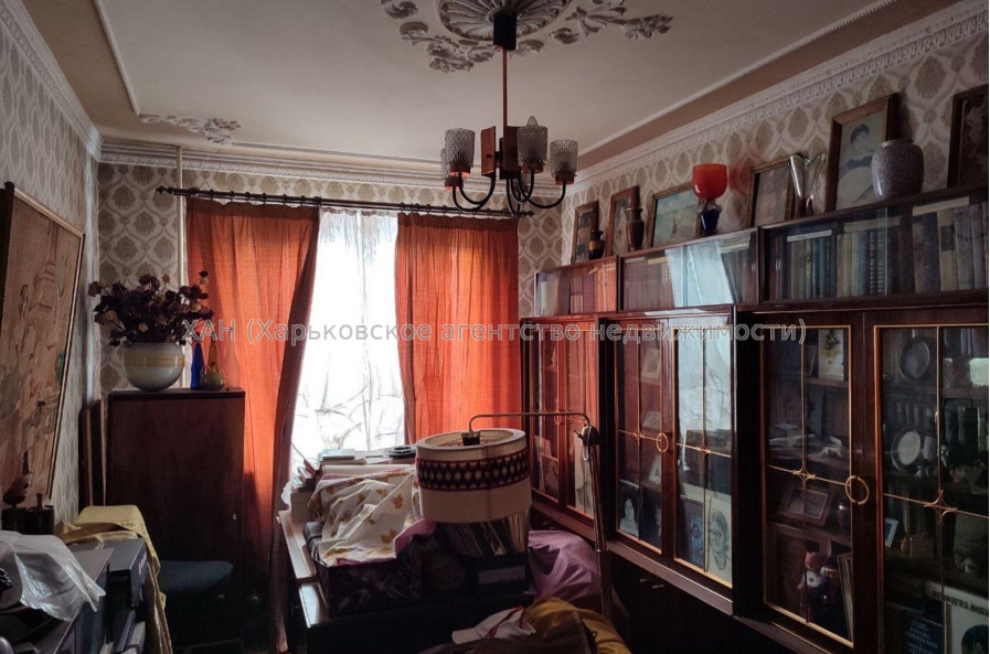 Продам квартиру, Салтовское шоссе , 4  ком., 69.40 м², советский ремонт 