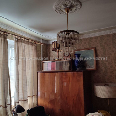 Продам квартиру, Салтовское шоссе , 4  ком., 69.40 м², советский ремонт 